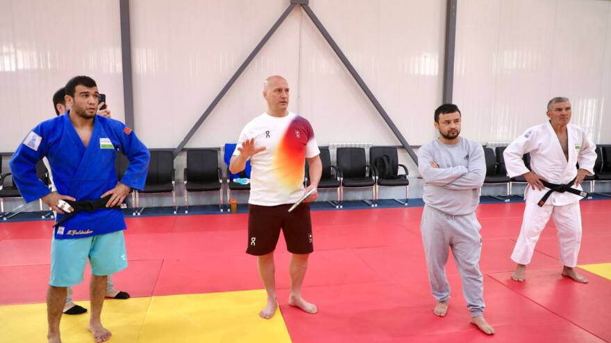 Dzyudo. Budolin boshchiligidagi jamoamizning mashgʻuloti davom etmoqda