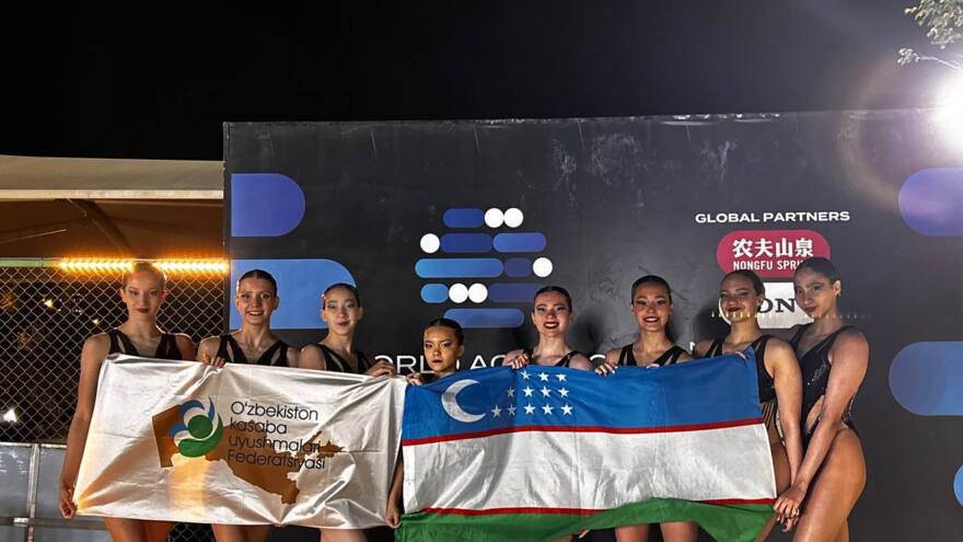Sinxron suzish. tema jamoamiz jahon chempionatidagi yurishni davom ettirdi