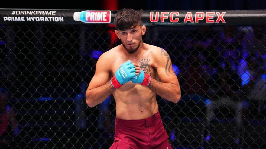 UFC'da debyutidan bir hafta oldin afg'onlik MMA jangchisi hibsga olindi