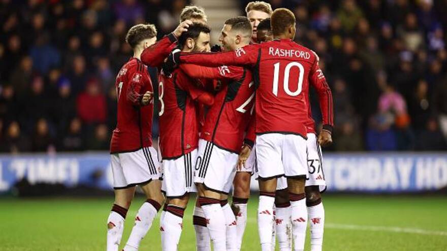 Angliyaning "Manchester United" klubi besh nafar asosiy futbolchini o'z safida ko'rishni istamoqda. O'yinchilar nomlari ma'lum qilindi