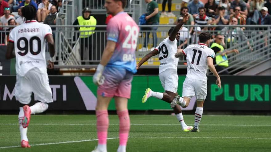 A Seriya. "Milan" safarda “Venesia”dan ustun keldi