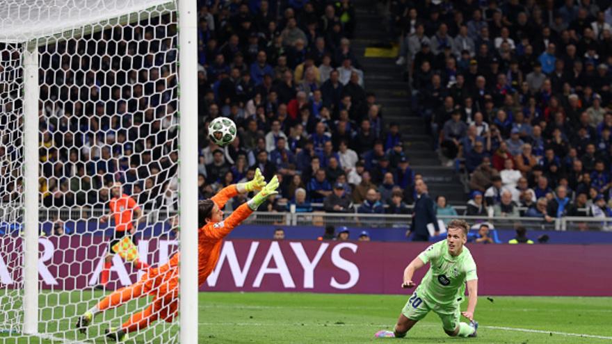 ChL. Remontada! Ikkinchi bo'lim yakunlandi, "Barsa"dan kambek
