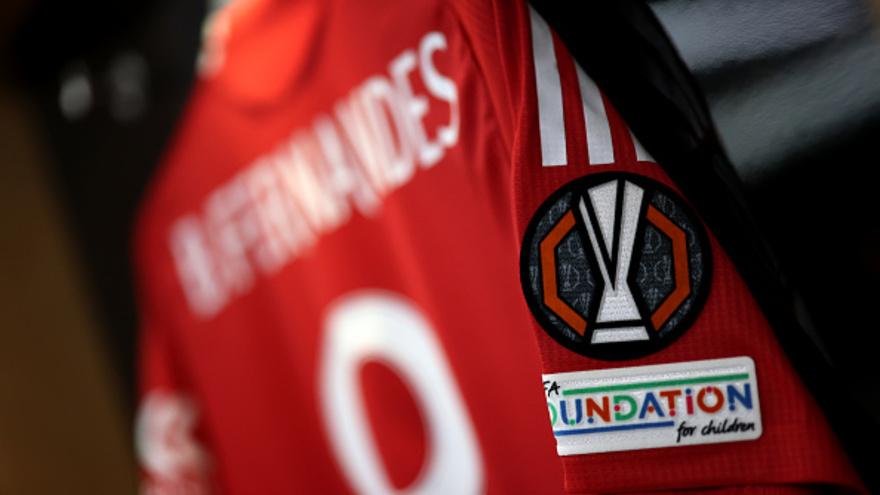 YL. "Manchester Yunayted"-"Atletik Bilbao" Jamoalarning kiyim almashtirish xonasidan kadrlar