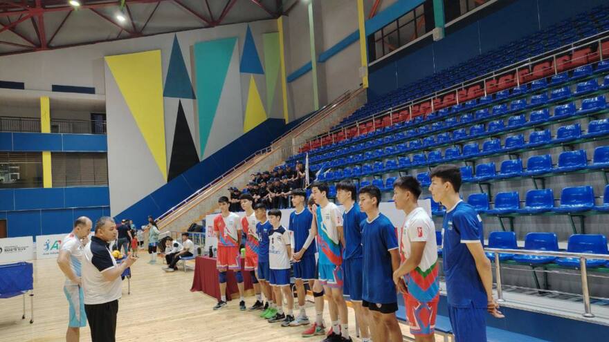 Jamshid Fayziyev U18 terma jamoasi bilan uchrashdi