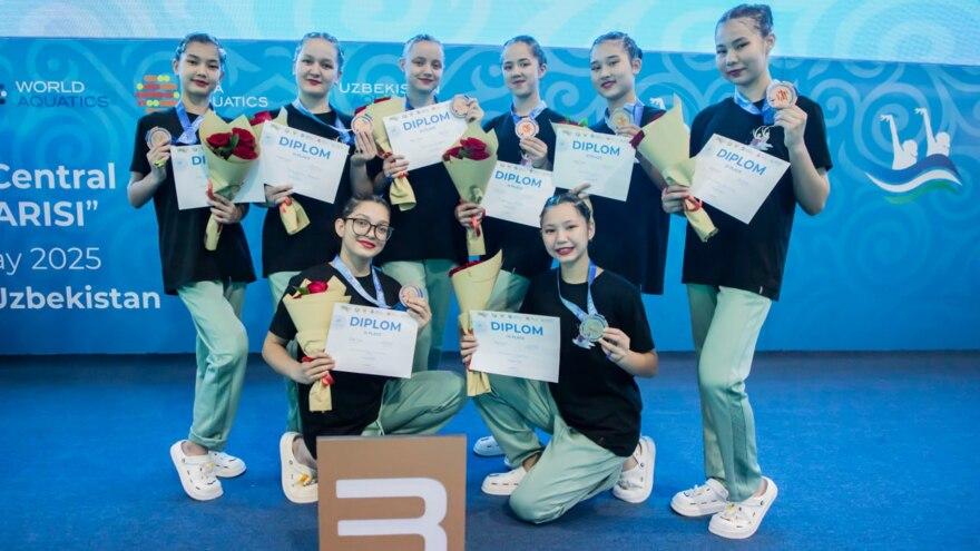 Синхрон сузиш бўйича “Сув париси” I Очиқ Марказий Осиё чемпионатининг тантанали очилиш маросими бўлиб ўтди