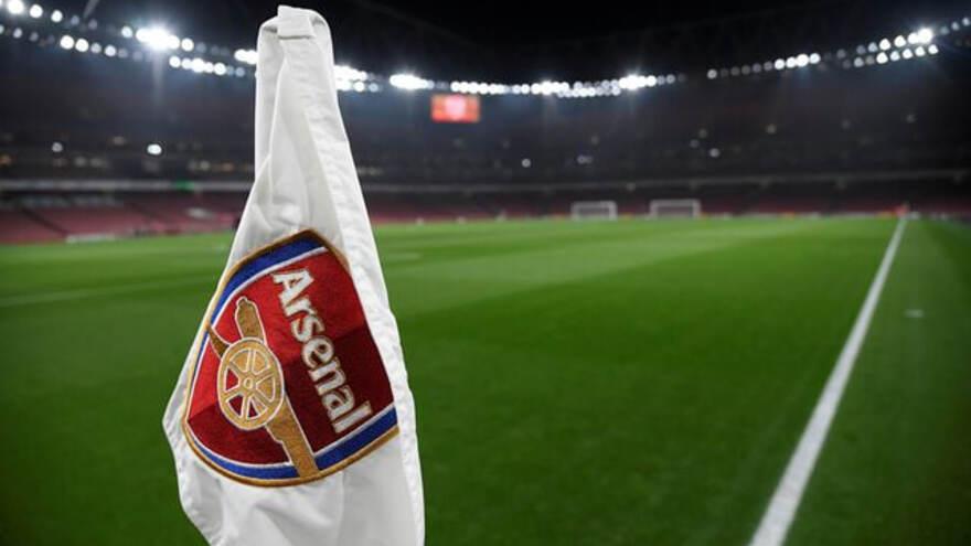 "Arsenal" yozda uchta transferni amalga oshirmoqchi