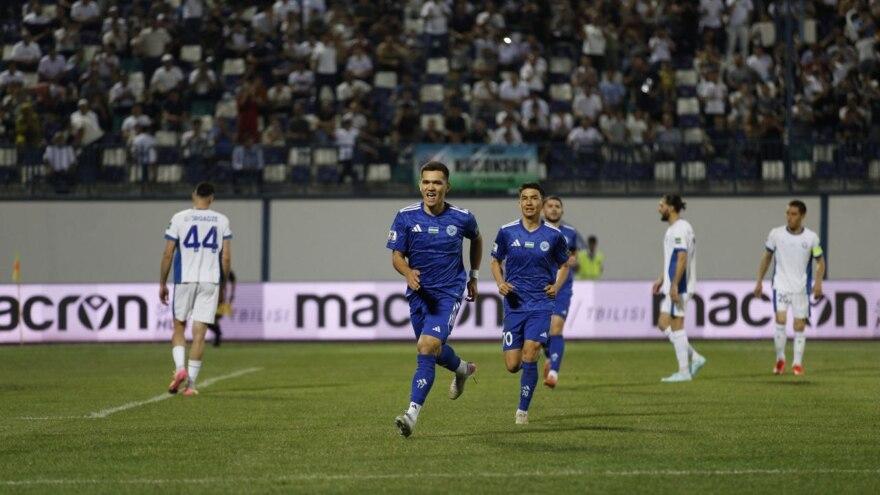Superliga. "Navbahor" vodiy derbisida yirik hisobda g'alaba qozonib, 3-o‘ringa ko‘tarildi