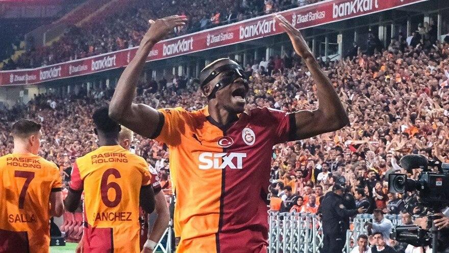 Osimhen uchun ikki klub da'vogar