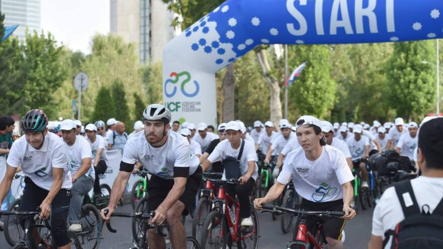 Velosport. Toshkent shahrining markaziy ko‘chalari boylab «Yoshlar kubogi» velomarafoni tashkil etildi