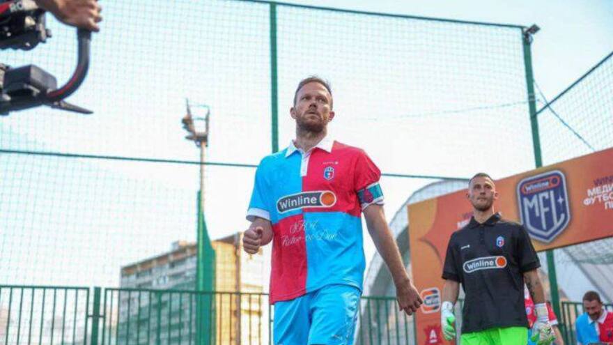 Vitaliy Denisov erkin agentga aylandi