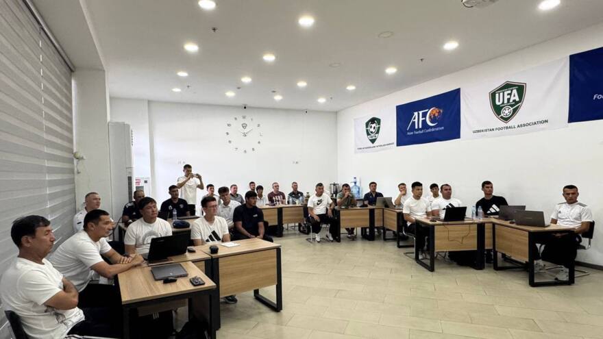Akademiyalarda faoliyat yuritayotgan darvozabonlar murabbiylaro uchun o'quv-seminar bo'lib o'tmoqda