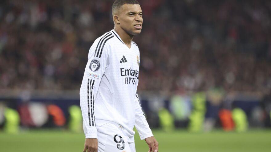 Kilian Mbappe sog'lig'idagi muammolar sabab “Al-Hilol”ga qarshi o'yin oldidan mashg'ulotlarni o'tkazib yubordi
