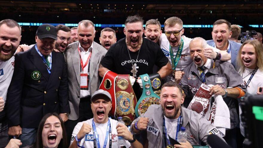 Boks. Aleksandr Usik Duboani beshinchi raundda nokautga uchratib, mutlaq jahon chempioniga aylandi