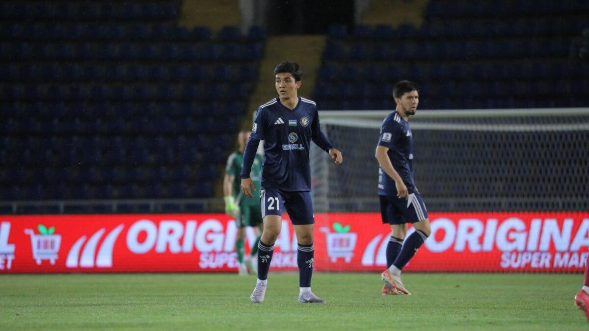 "Surxon" ikki nafar futbolchi bilan xayrlashdi