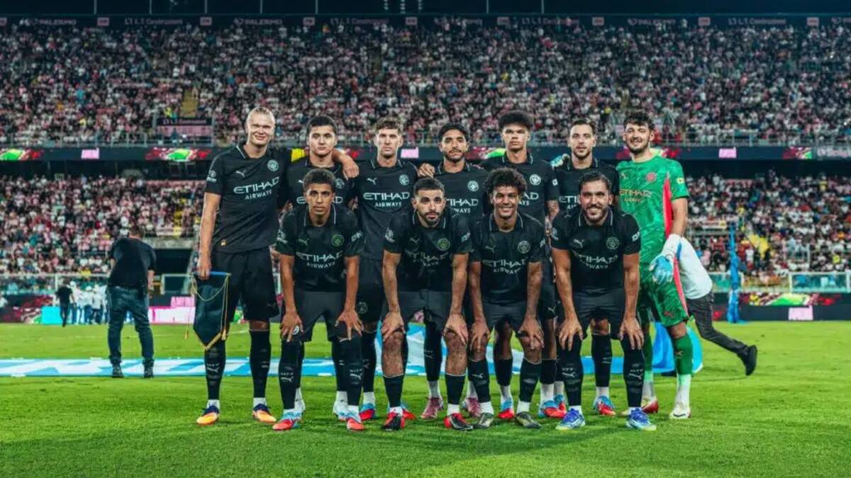 "Manchester City" yozgi sinovda "Palermo"ni yirik hisobda mag'lub etdi
