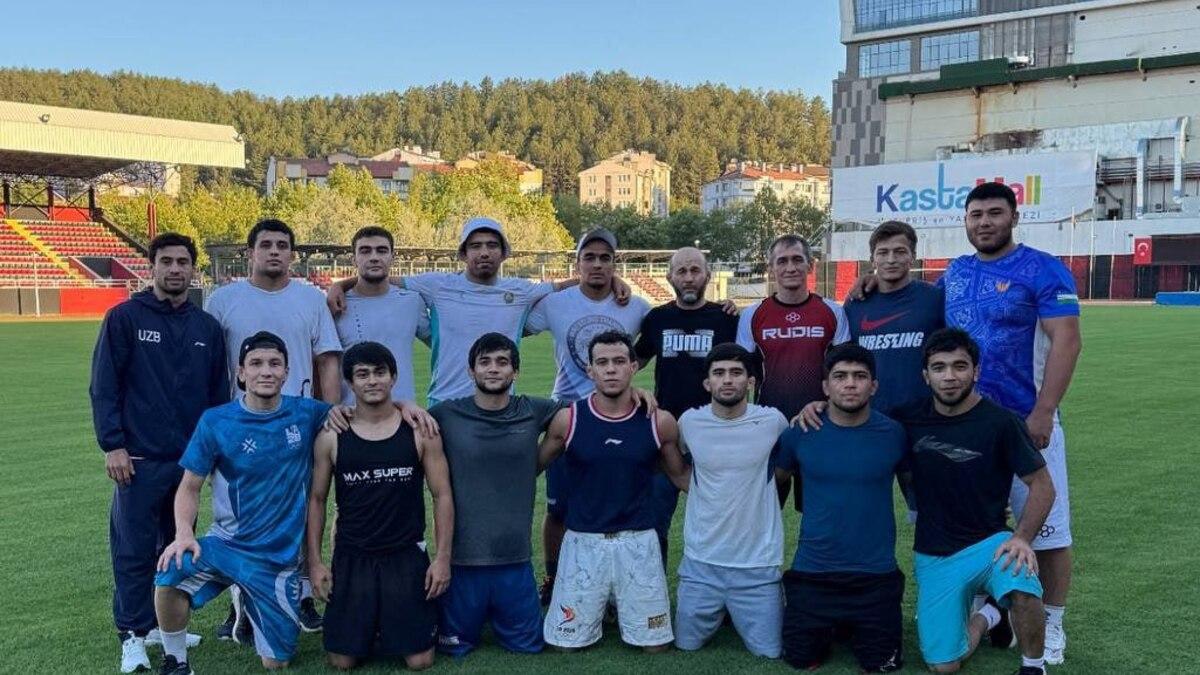 Erkin kurashchilarimiz Turkiyada jahon chempionatiga hozirlik ko‘rmoqda