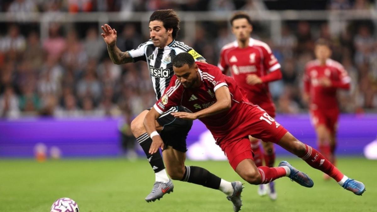 APL. «Nyukasl» - «Liverpul» - 2:3 (video sharh)