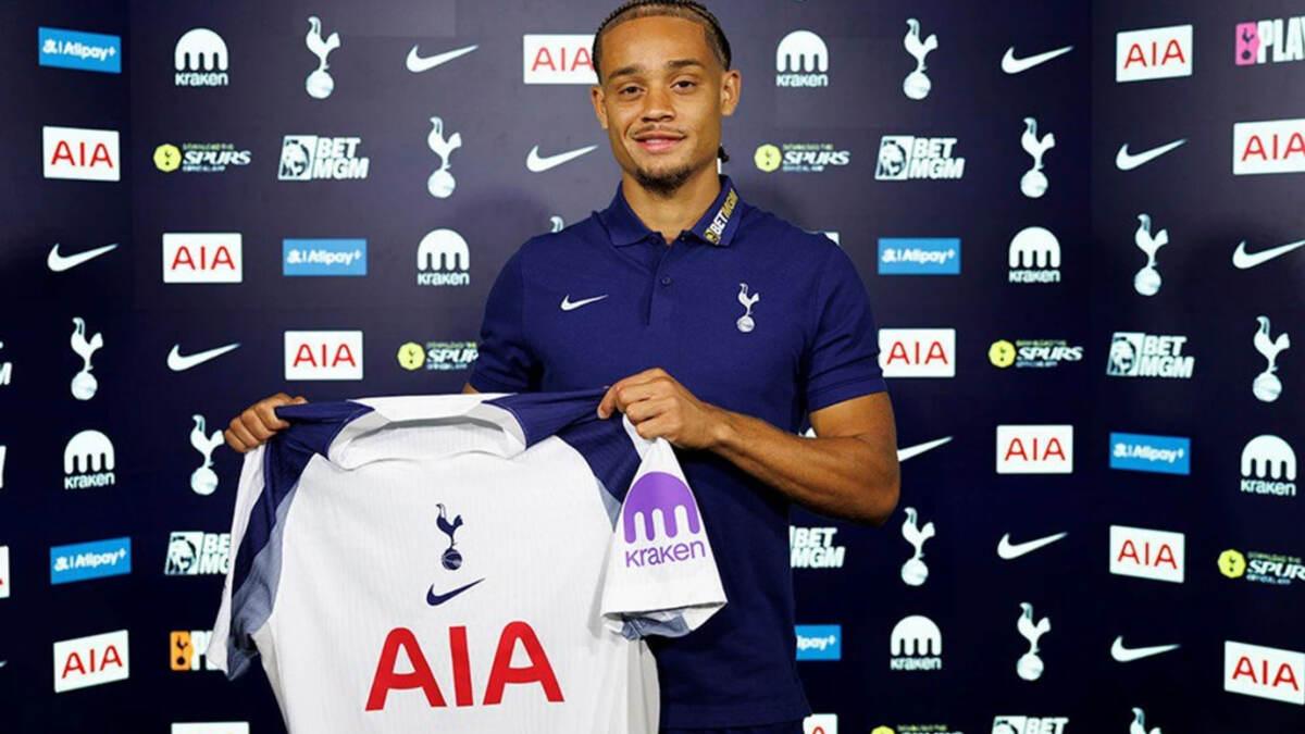 Rasmiy. «Tottenhem» Simonsni sotib oldi