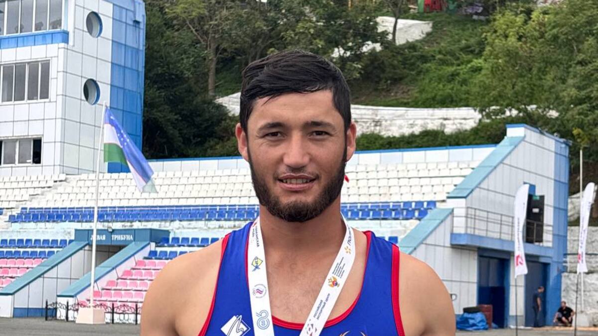 Akademik eshkak eshish. Sobir Safaroliyev yakkalik bellashuvlarda bronza medalini qo’lga kiritdi