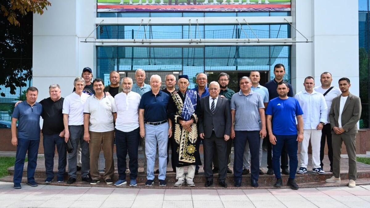 Osiyoning 2007 yildagi eng yaxshi murabbiyi Rauf Inileev 75 yoshda