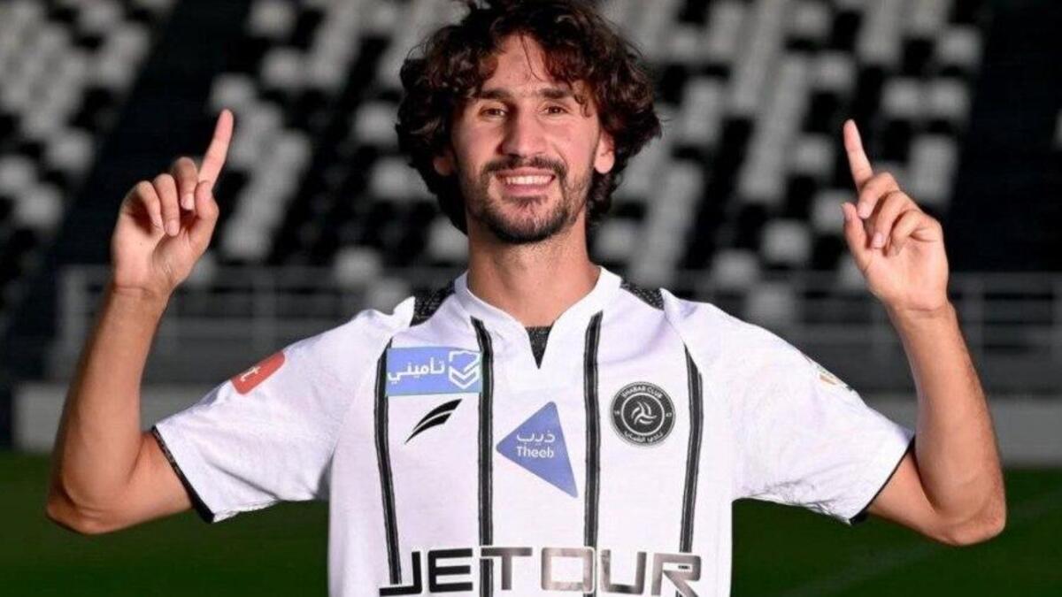 «Milan» futbolchisi BAA klubi bilan shartnoma imzoladi