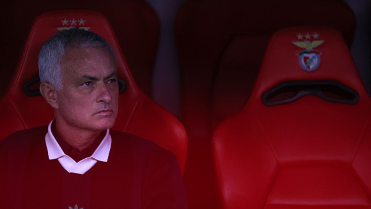 Mourinyo: «Benfika» meni katta maqsadlar sari undamoqda»