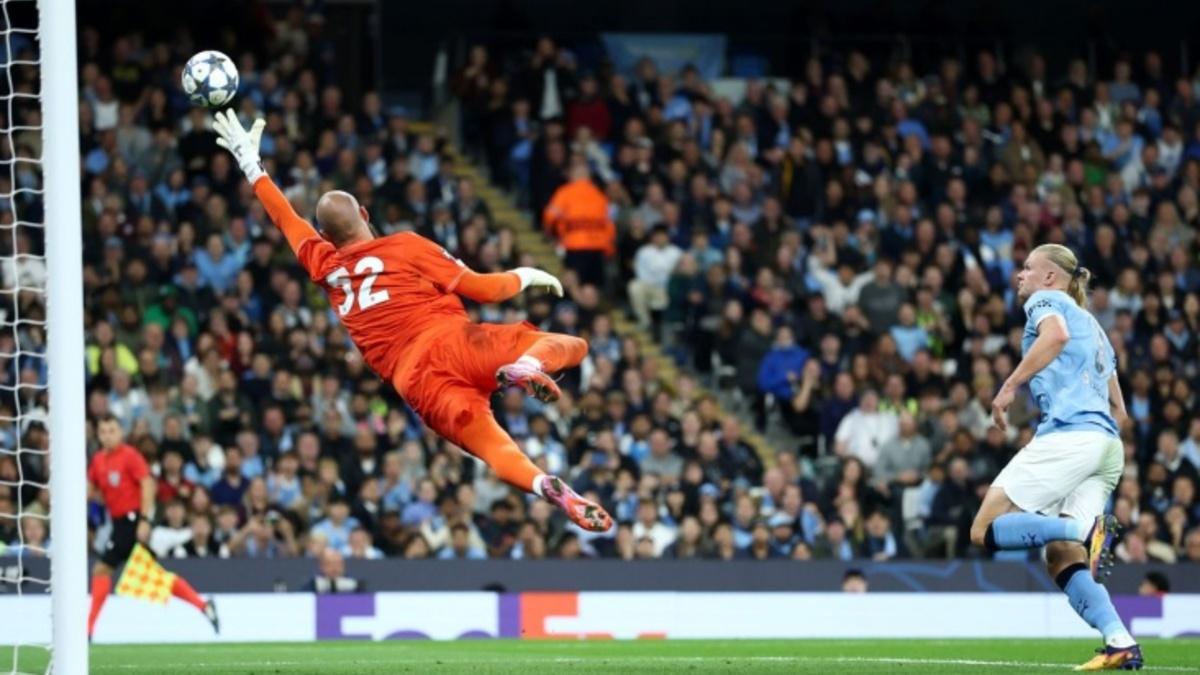 YeChL. «Manchester City» - «Napoli» - 2:0 (video sharh)