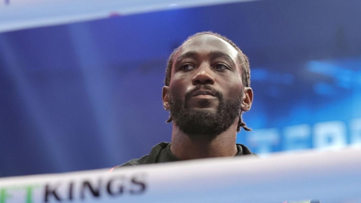 Terence Crawford WBA kamaridan voz kechdi