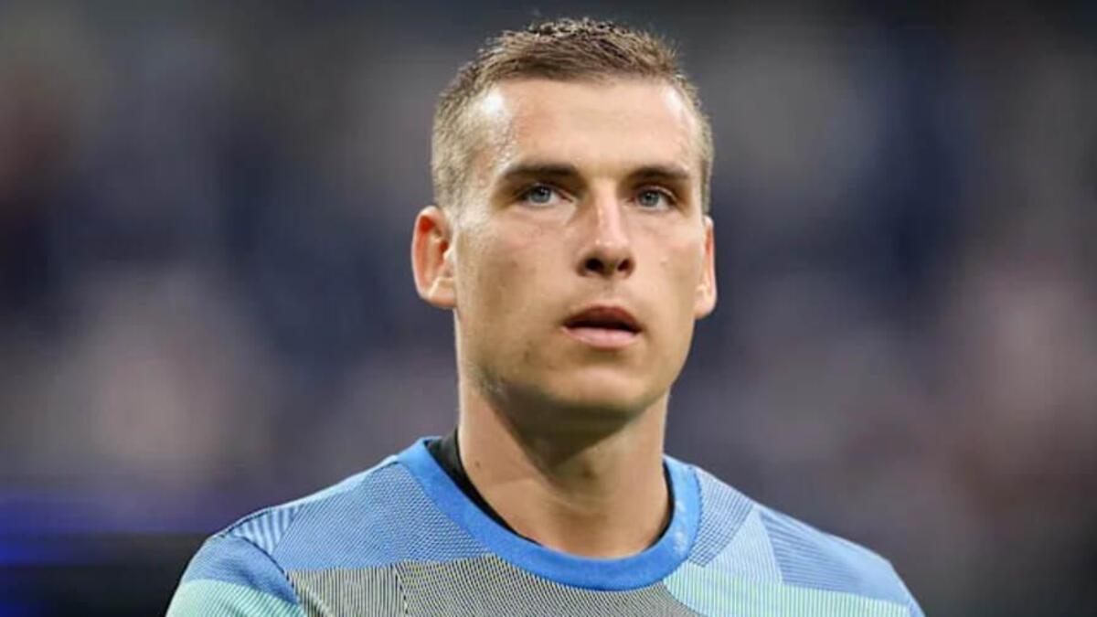 Lunin yozda uchta jamoaning taklifini rad etdi