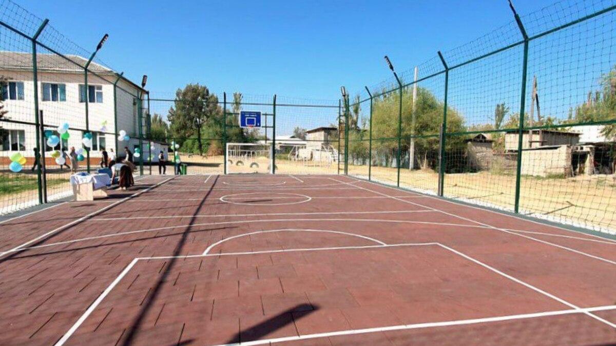 Toshkent viloyatida zamonaviy sport maydonchasi foydalanishga topshirildi