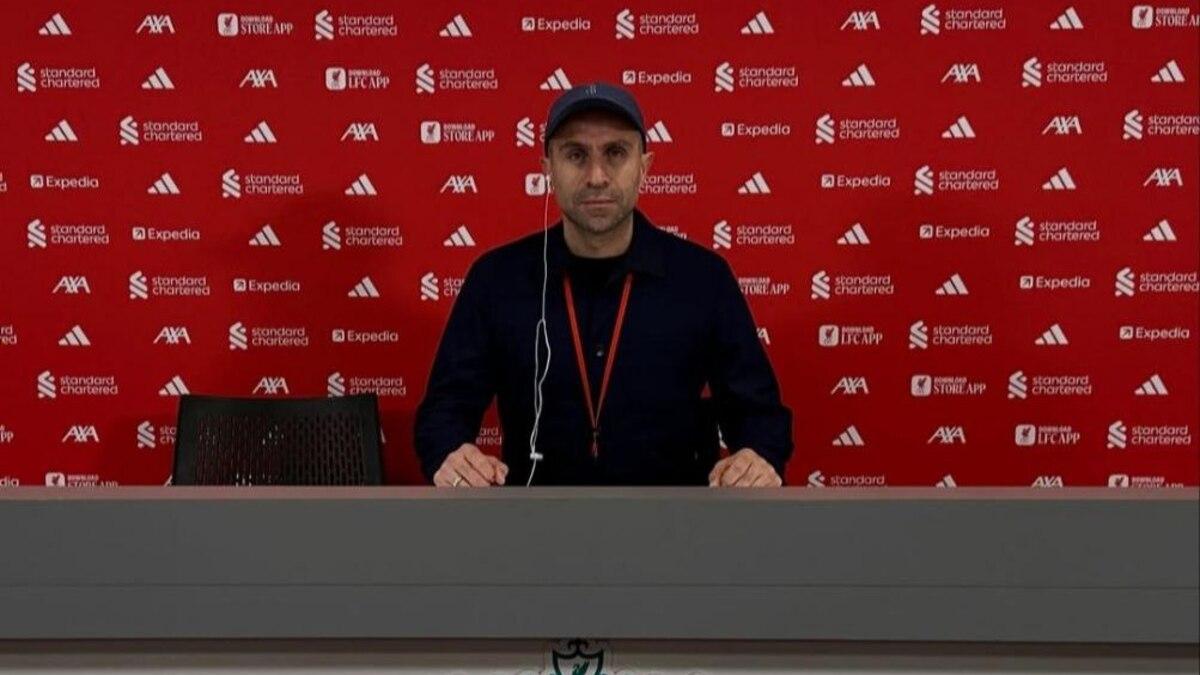 Temur Kapadze "Liverpul" stadioniga tashrif buyurdi
