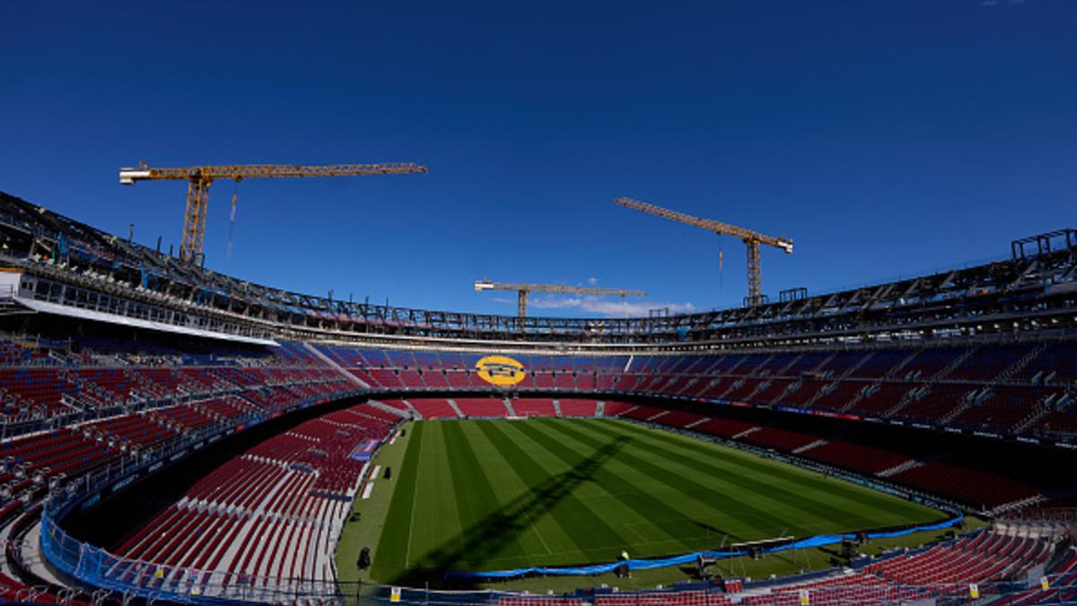  Barselona direktorlar kengashida kelasi oyda "Kamp Nou" stadioniga qaytish taklifi ommalashmoqda