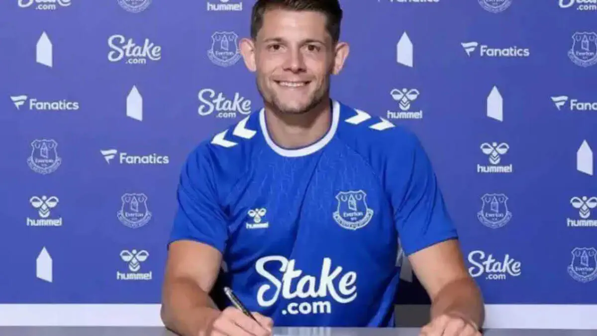 Everton Tarkovski bilan shartnomani uzaytirdi