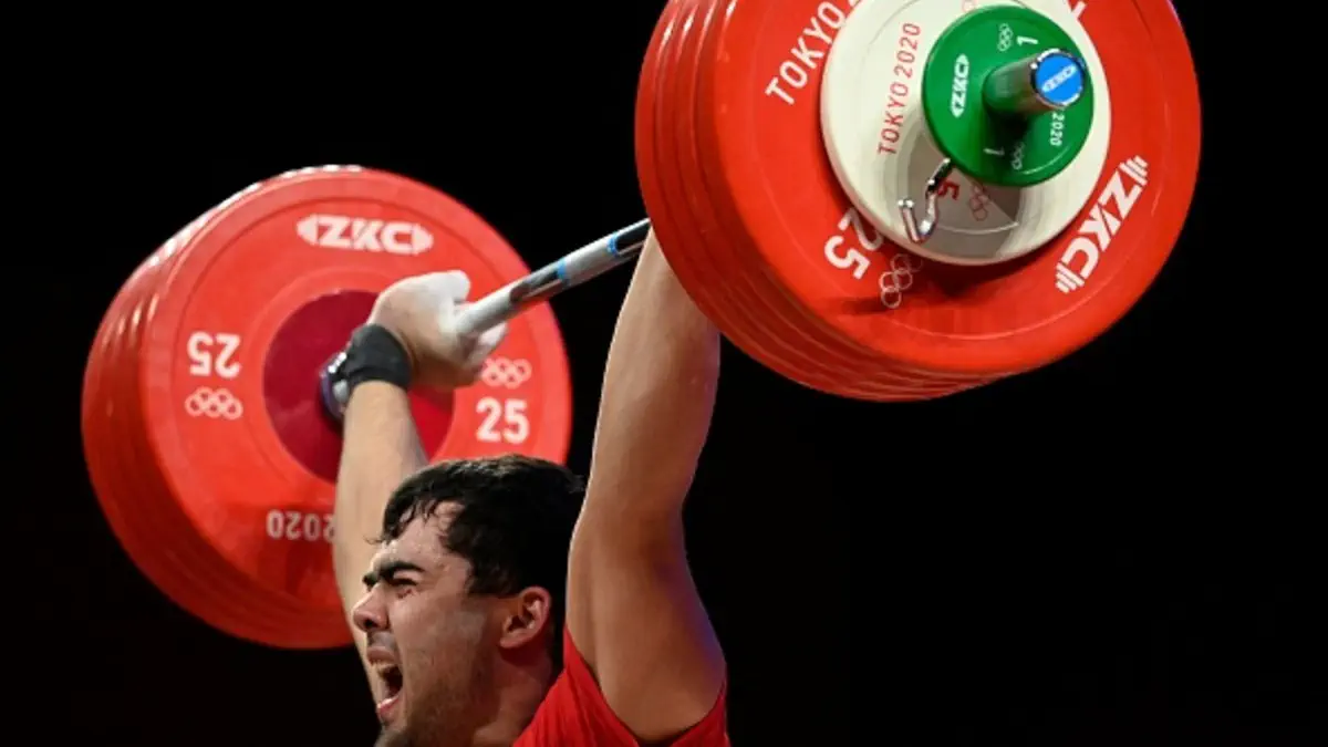 Og'ir atletika. Akbar Joʻrayev dast koʻtarish mashqida jahon rekordini oʻrnatdi 