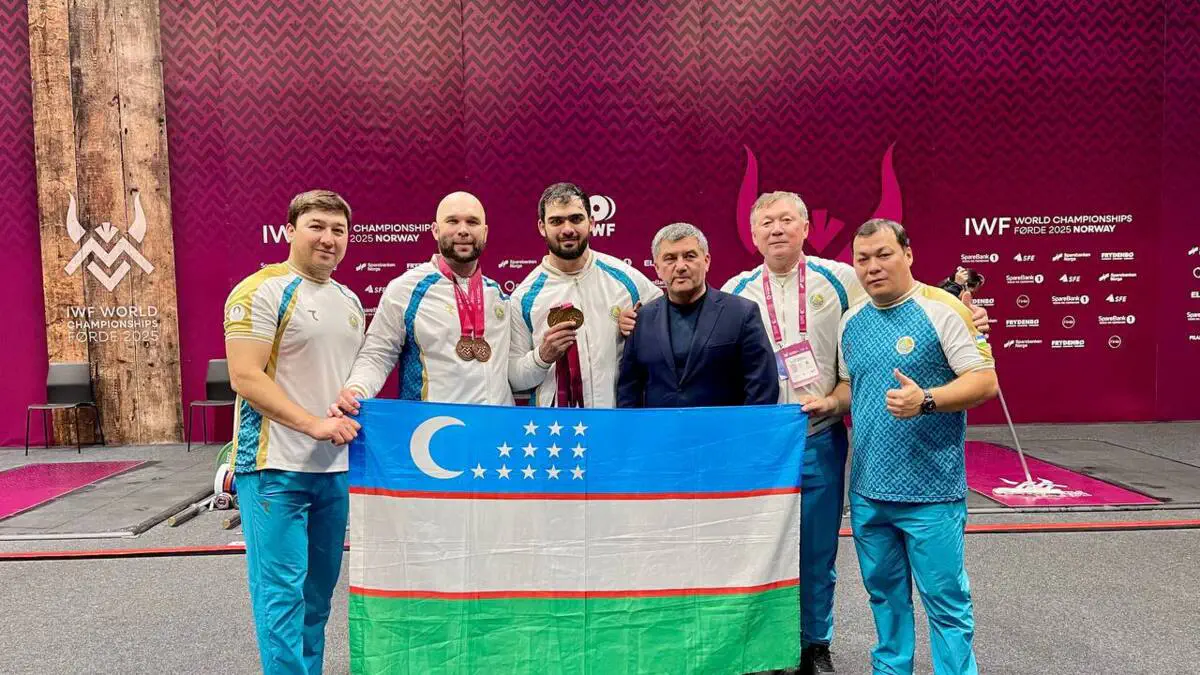 Jahon chempionatida yuqori natijalarga erishgan og‘ir atletikachilar tantanali kutib olindi