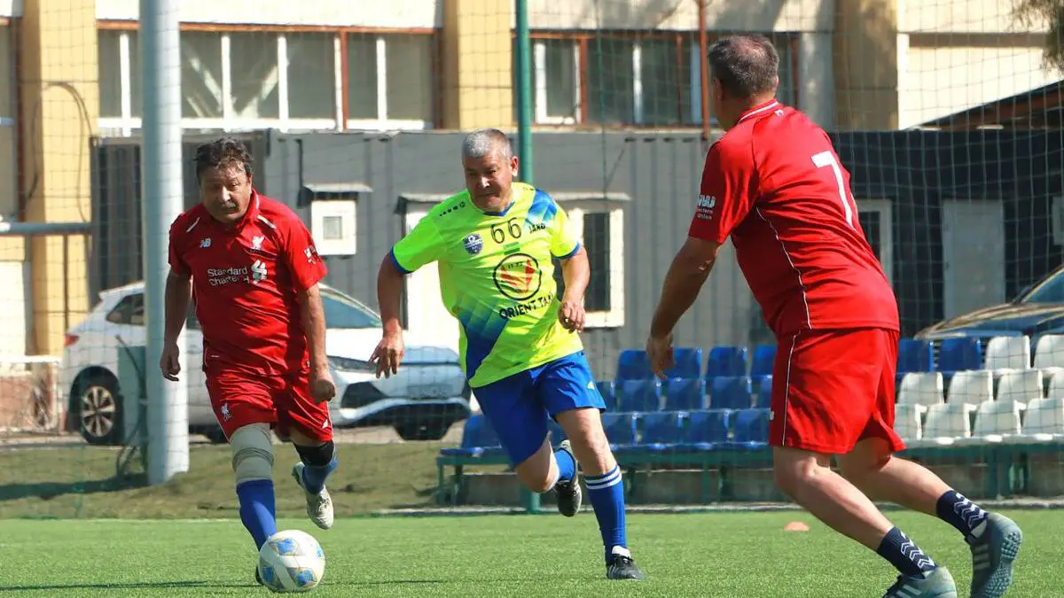 60 yoshdan kattalar o'rtasidagi futbol turnirida Toshkent jamoasi g'oliblikni qo'lga kiritdi