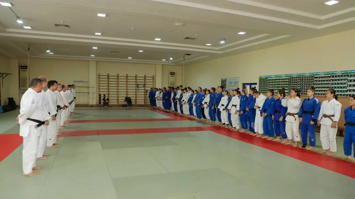 Toshkentda O‘zbekiston va Qozog‘iston ayollar terma jamoalarining ham qo‘shma mashg‘uloti bo‘lib o‘tmoqda