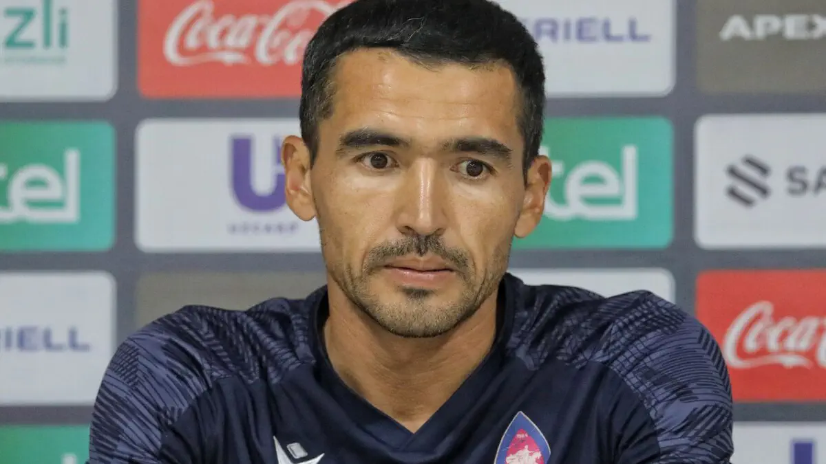 Akmal Shorahmedov: «Bundan katta fojea yasash kerak emas»