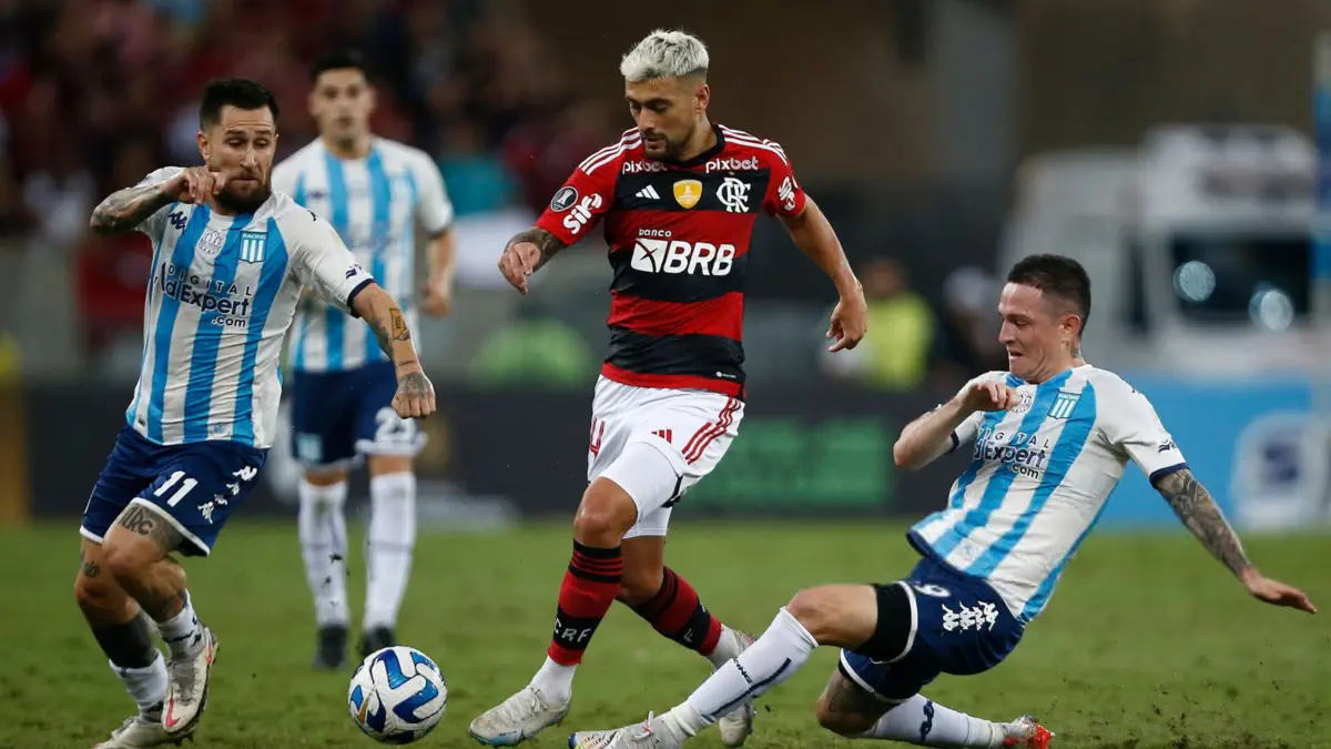 Libertadores Kubogi. «Flamengo» ikki oʻyin natijasiga koʻra «Rasing»ni magʻlub etib, finalga yoʻllanma oldi
