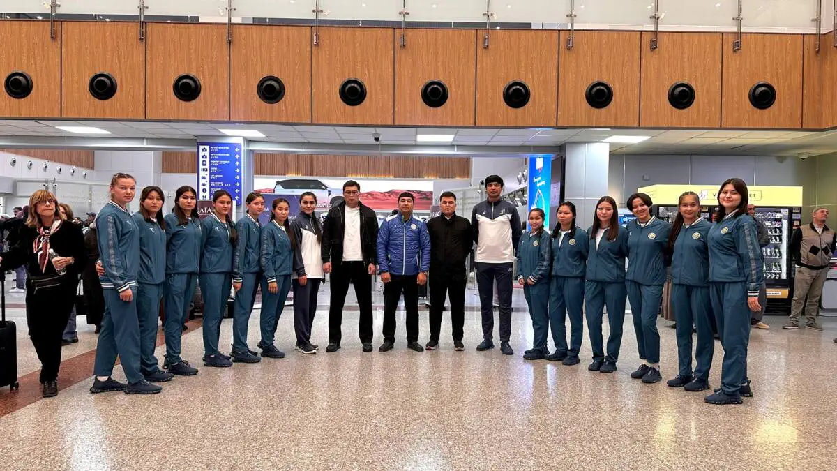 Voleybol. O'zbek voleybol qizlar milliy jamoasi safarga jo'nab ketishdi