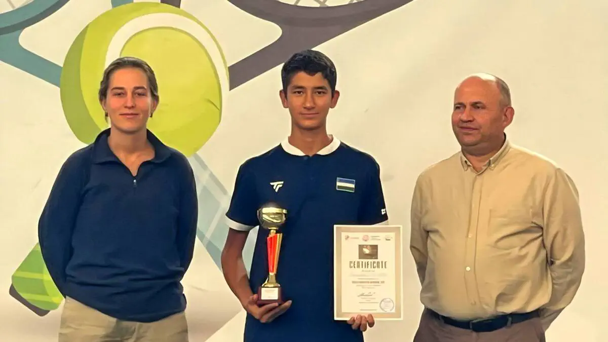 Tennis. Saidaslam Farhodov Armanistondagi o‘smirlar turnirida juftlikda chempion, yakkalikda finalchi bo‘ldi
