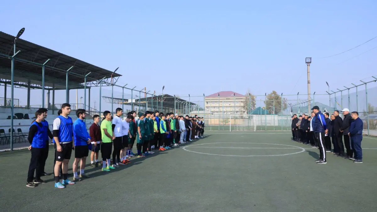 Farg'onada «Besh tashabbus olimpiadasi» doirasida mini futbol musobaqasi bo'lib o'tdi