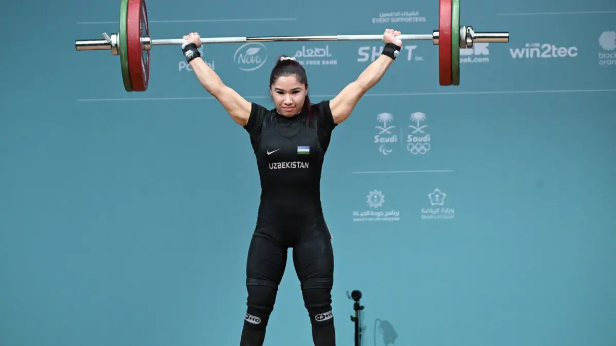 Riyod-2025: Adhamjon Ergashev dast koʻtarish mashqida bronza medaliga sazovor boʻldi