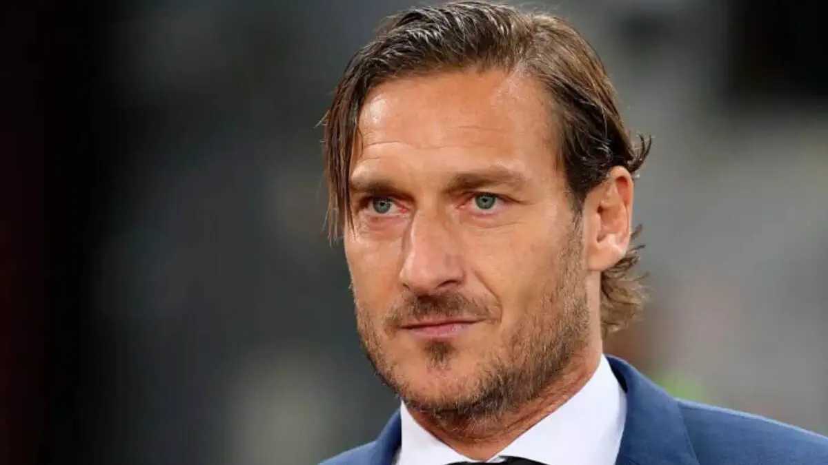 Totti A Seriya chempionligi uchta favoritni sanadi