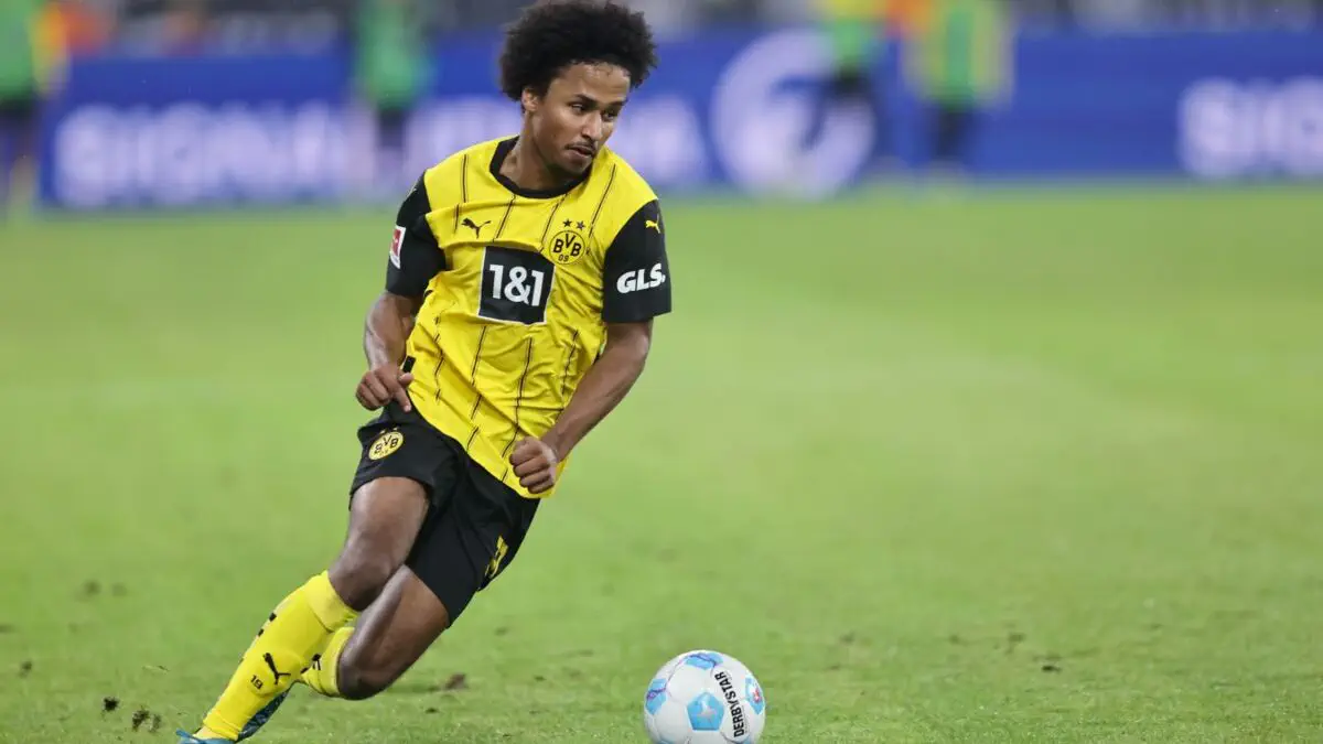 Adeyemi «MYU» va «Inter» bilan muzokara olib bormoqda