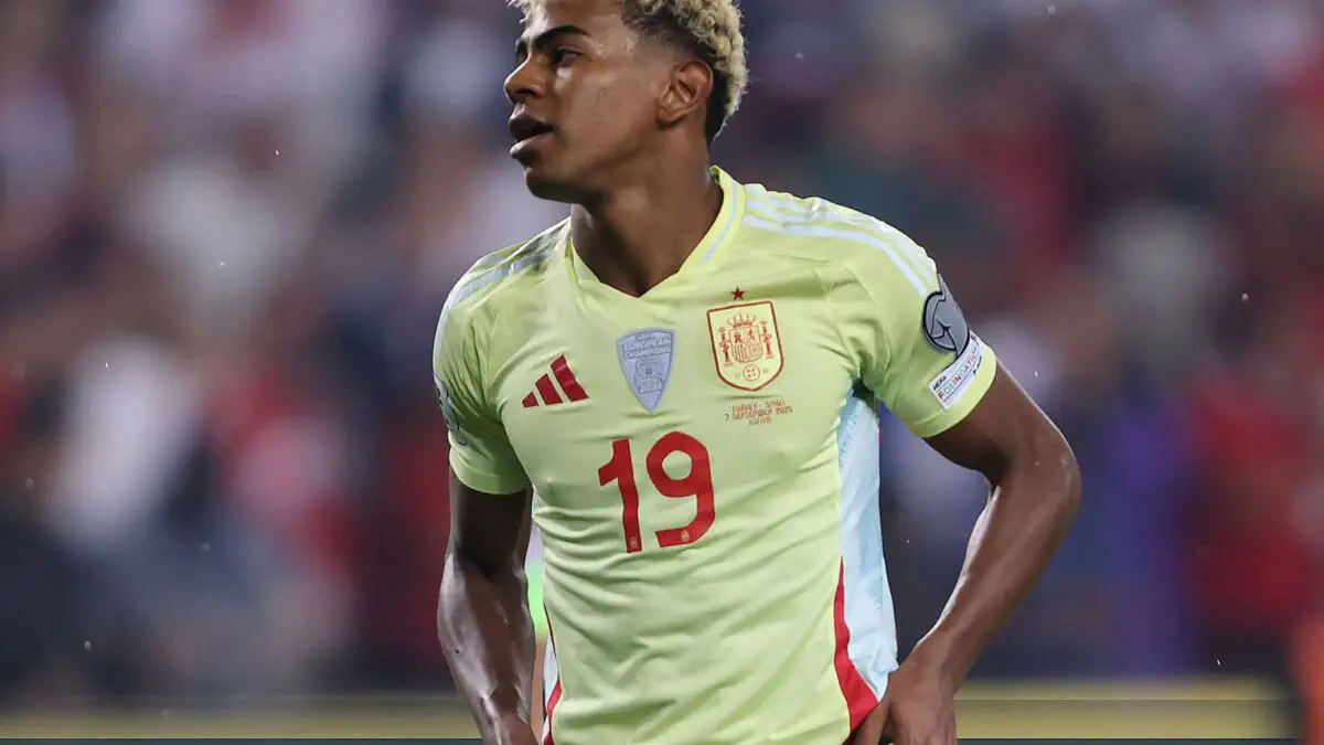Yamal: «Futbol oʻynashda davom etar ekanman, hammasiga erishaman»
