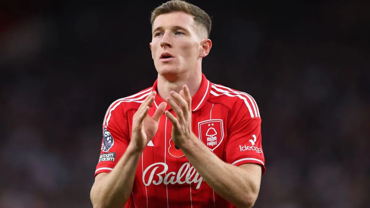 «Liverpul» Elliot Anderson uchun kurashga qoʻshildi
