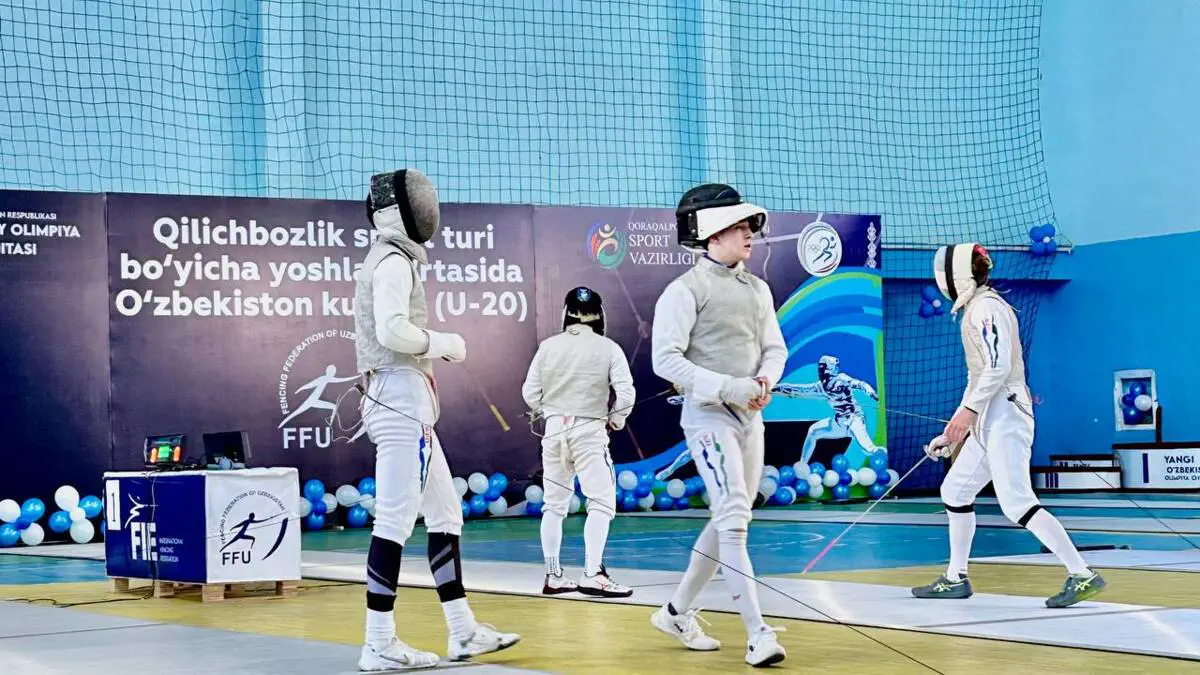 Qilichbozlik. Nukus shahrida yosh qilichbozlarimiz bellashuvlari boshlandi!