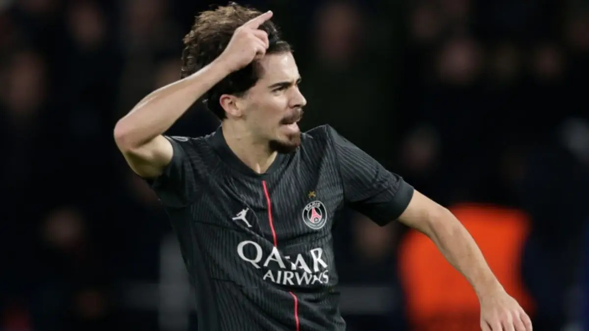 YECHL. "PSJ" - "Tottenhem" - 5:3 (video sharh)