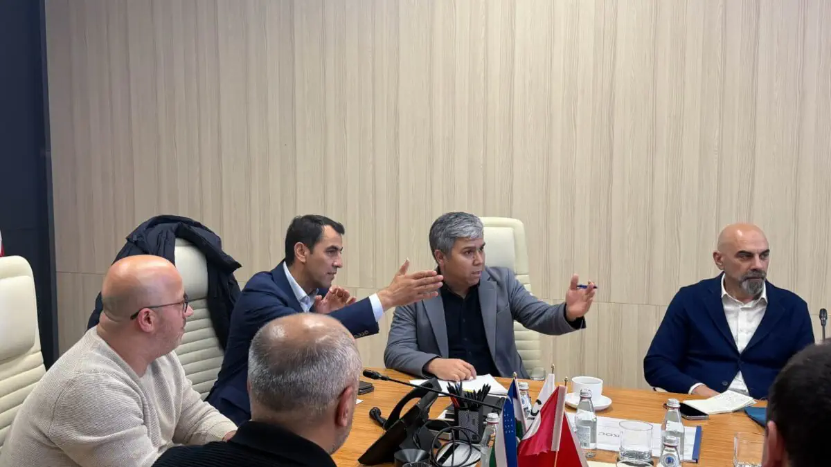 Yangi Toshkent stadioni loyihasi bo‘yicha uchrashuv o‘tkazildi